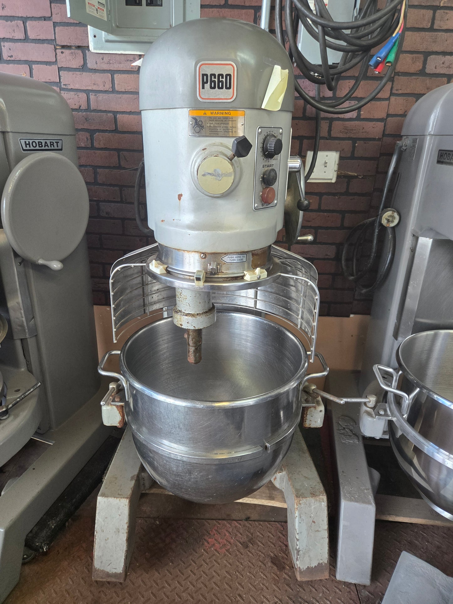 USED Hobart P660 60-Gallon Pizzeria Mixer, 208v/60Hz/3Ph